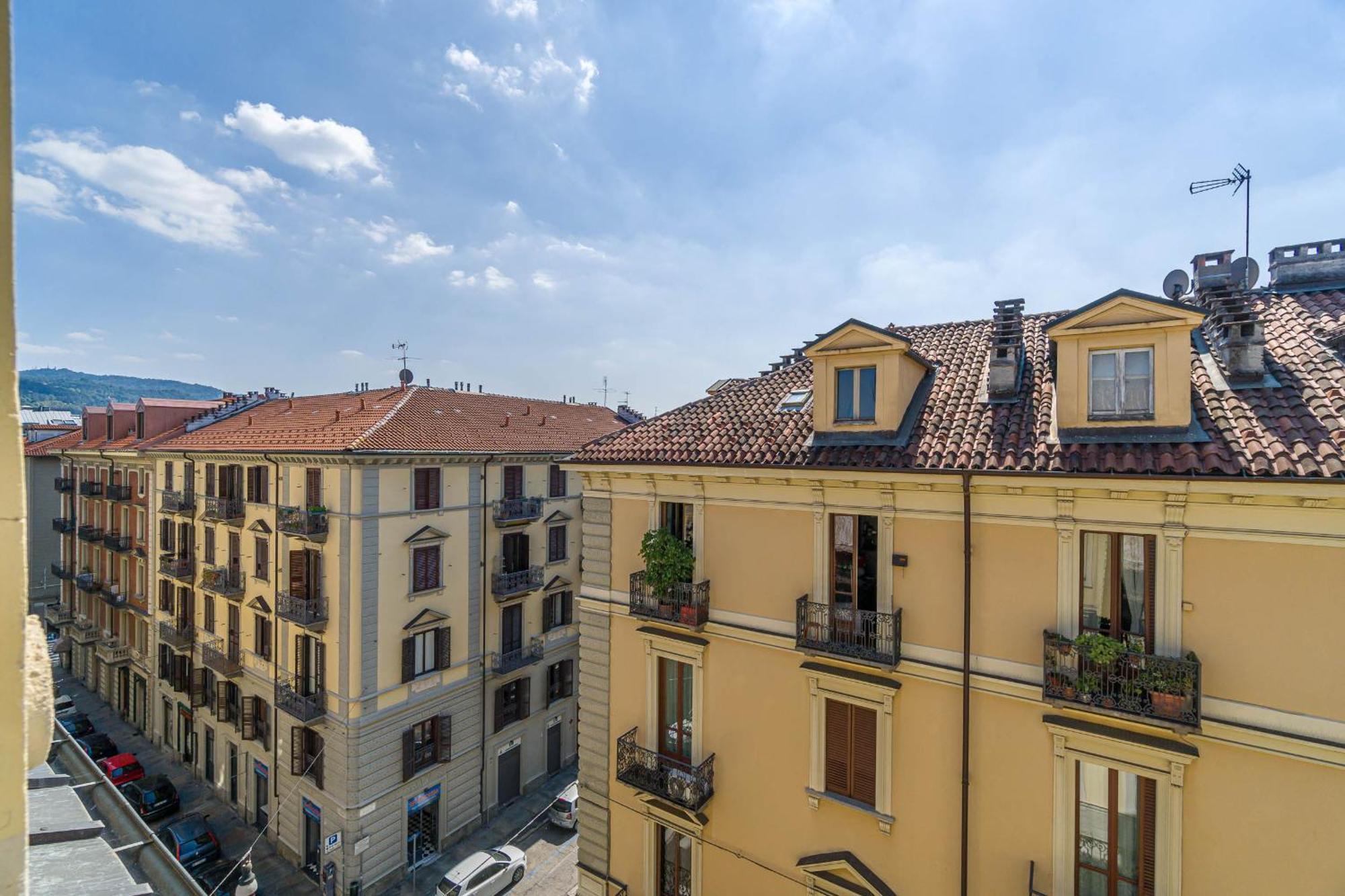 Casa Valeggio Attic Apt Few Steps From Porta Nuova Διαμέρισμα Τορίνο Εξωτερικό φωτογραφία