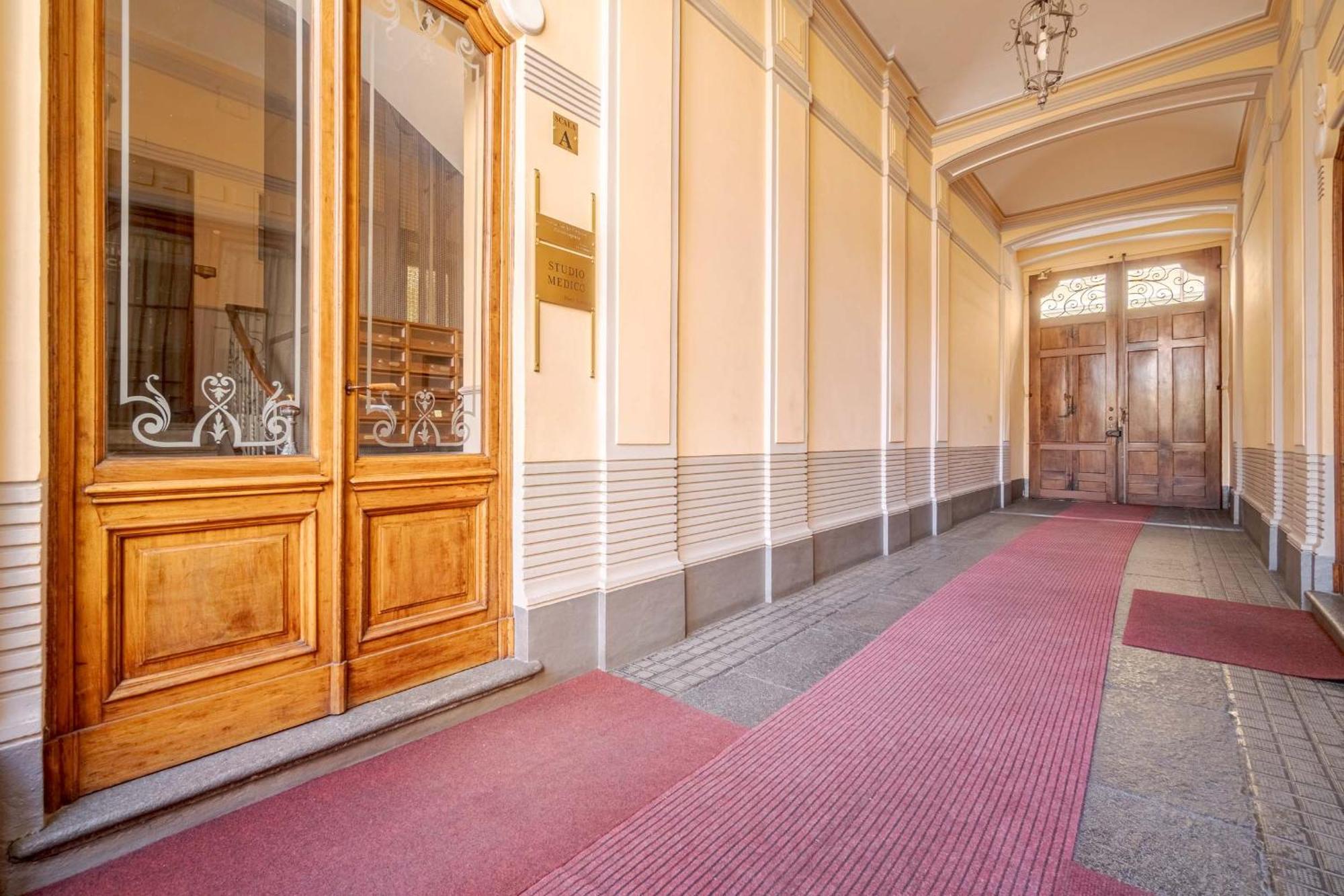 Casa Valeggio Attic Apt Few Steps From Porta Nuova Διαμέρισμα Τορίνο Εξωτερικό φωτογραφία